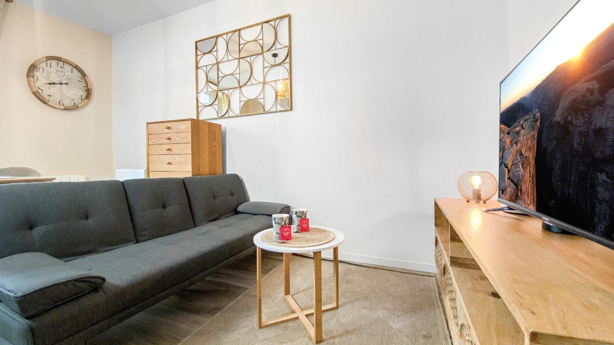 Apartment Calypso - Hypercentre - Proche Gare & Tram - Balcon - Wifi Annemasse