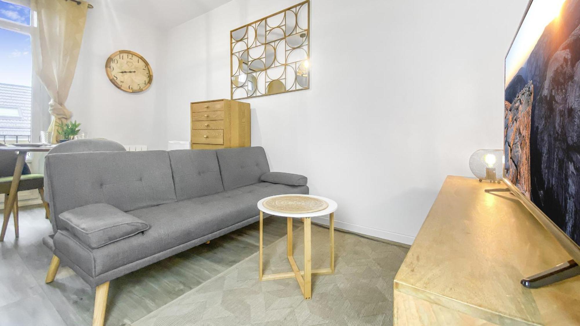 Calypso - Hypercentre - Proche Gare & Tram - Balcon - Wifi * Annemasse